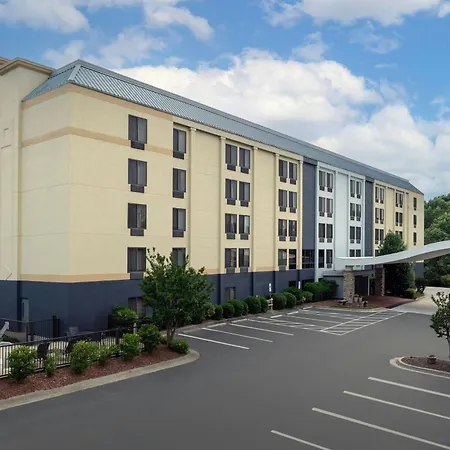 Fairfield Inn And Suites By Marriott Winston Salem/Hanes