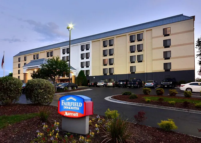 Fairfield By Marriott Inn And Suites Winston-Salem Hanes Mall Hotel