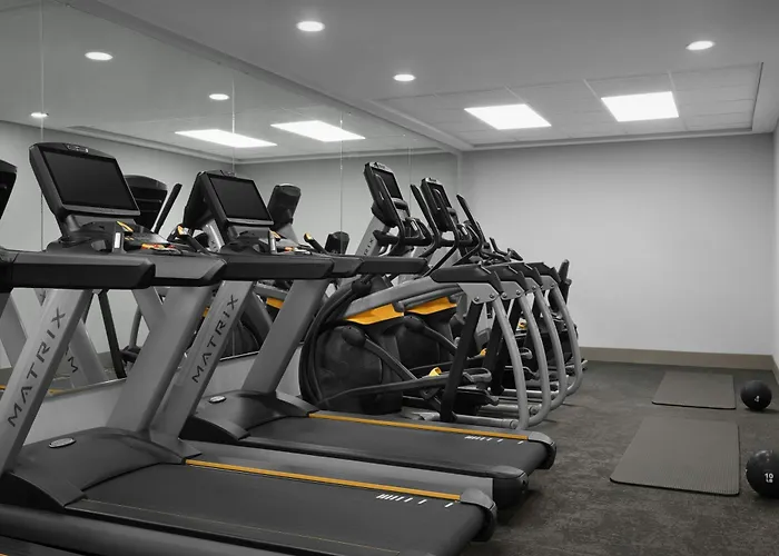 Fairfield By Marriott Inn And Suites Winston-Salem Hanes Mall Hotel 3*
