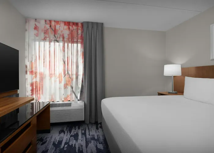 Fairfield By Marriott Inn And Suites Winston-Salem Hanes Mall Hotel Winston-Salem