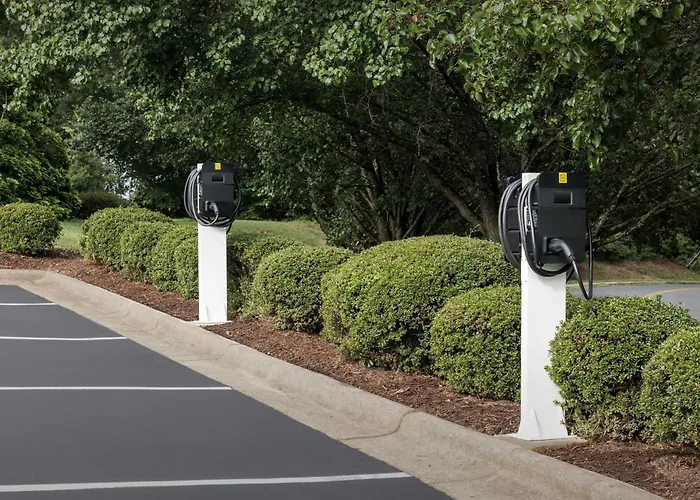 Hotel Fairfield By Marriott Inn And Suites Winston-Salem Hanes Mall 3*