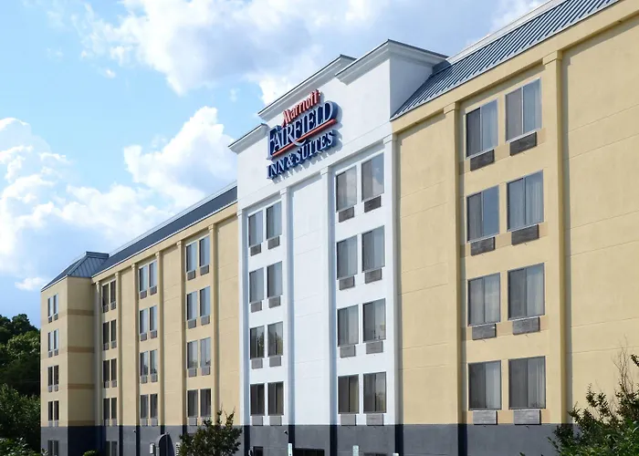 Hotel Fairfield By Marriott Inn And Suites Winston-Salem Hanes Mall 3*