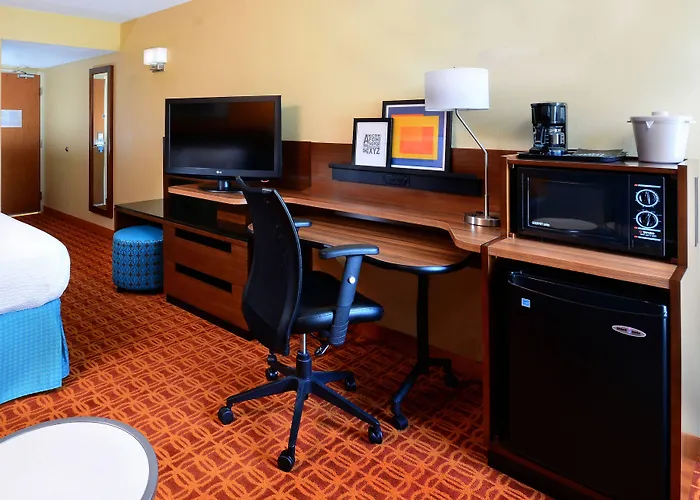 Fairfield By Marriott Inn And Suites Winston-Salem Hanes Mall Hotel Winston-Salem