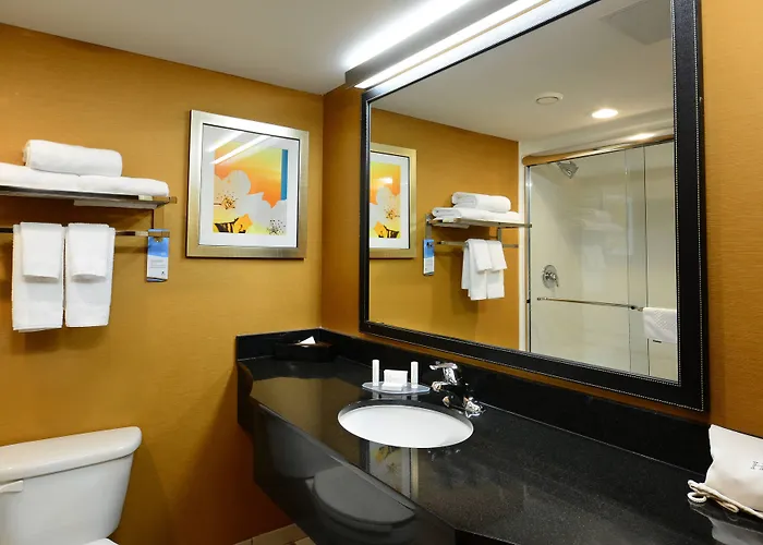 Hotel Fairfield By Marriott Inn And Suites Winston-Salem Hanes Mall Winston-Salem