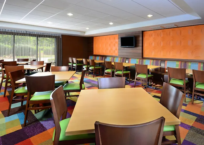 Hotel Fairfield By Marriott Inn And Suites Winston-Salem Hanes Mall