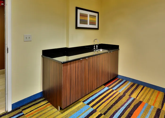 Fairfield By Marriott Inn And Suites Winston-Salem Hanes Mall 3* Winston-Salem