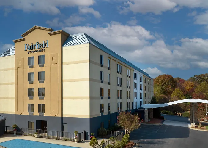 Fairfield By Marriott Inn And Suites Winston-Salem Hanes Mall Hotel Winston-Salem