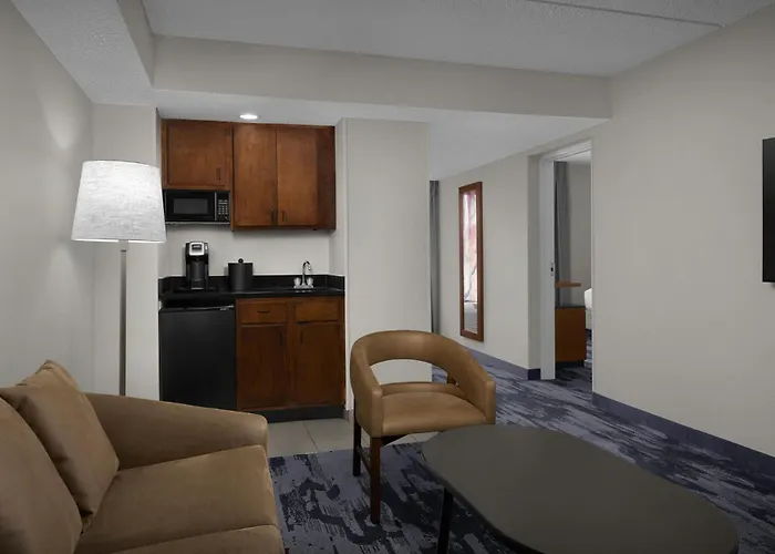 Hotel Fairfield By Marriott Inn And Suites Winston-Salem Hanes Mall Winston-Salem