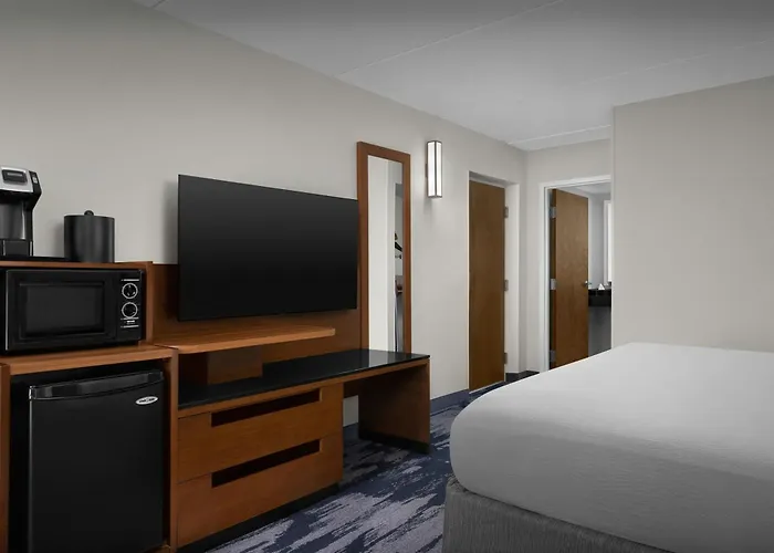 Fairfield By Marriott Inn And Suites Winston-Salem Hanes Mall