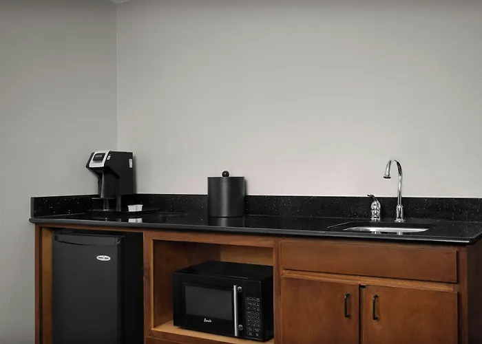 Fairfield By Marriott And Hanes Mall Hotel Winston-Salem
