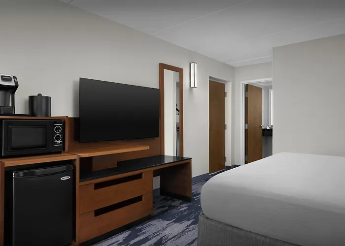 Fairfield By Marriott And Hanes Mall