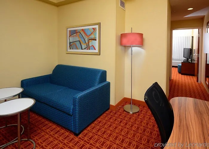 Fairfield By Marriott Inn And Suites Winston-Salem Hanes Mall 3*
